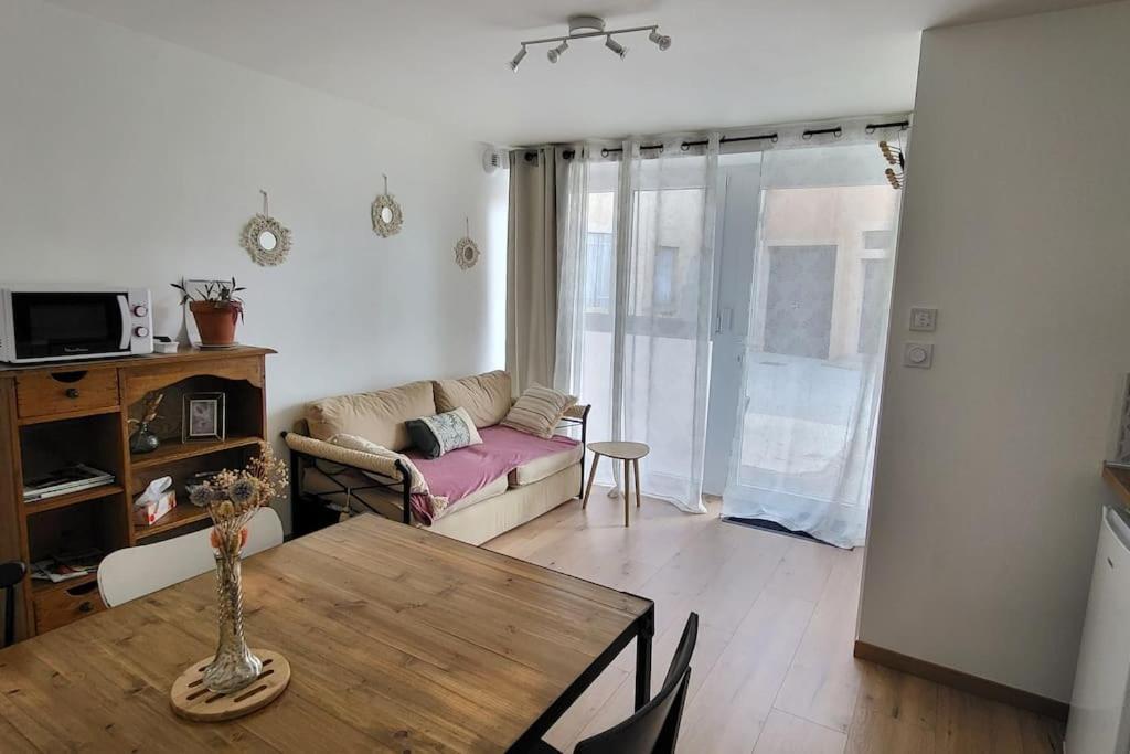 Appartement 2 Pieces Le Louveteau Arbois Bagian luar foto